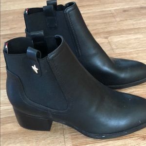 Tommy Hilfiger black booties